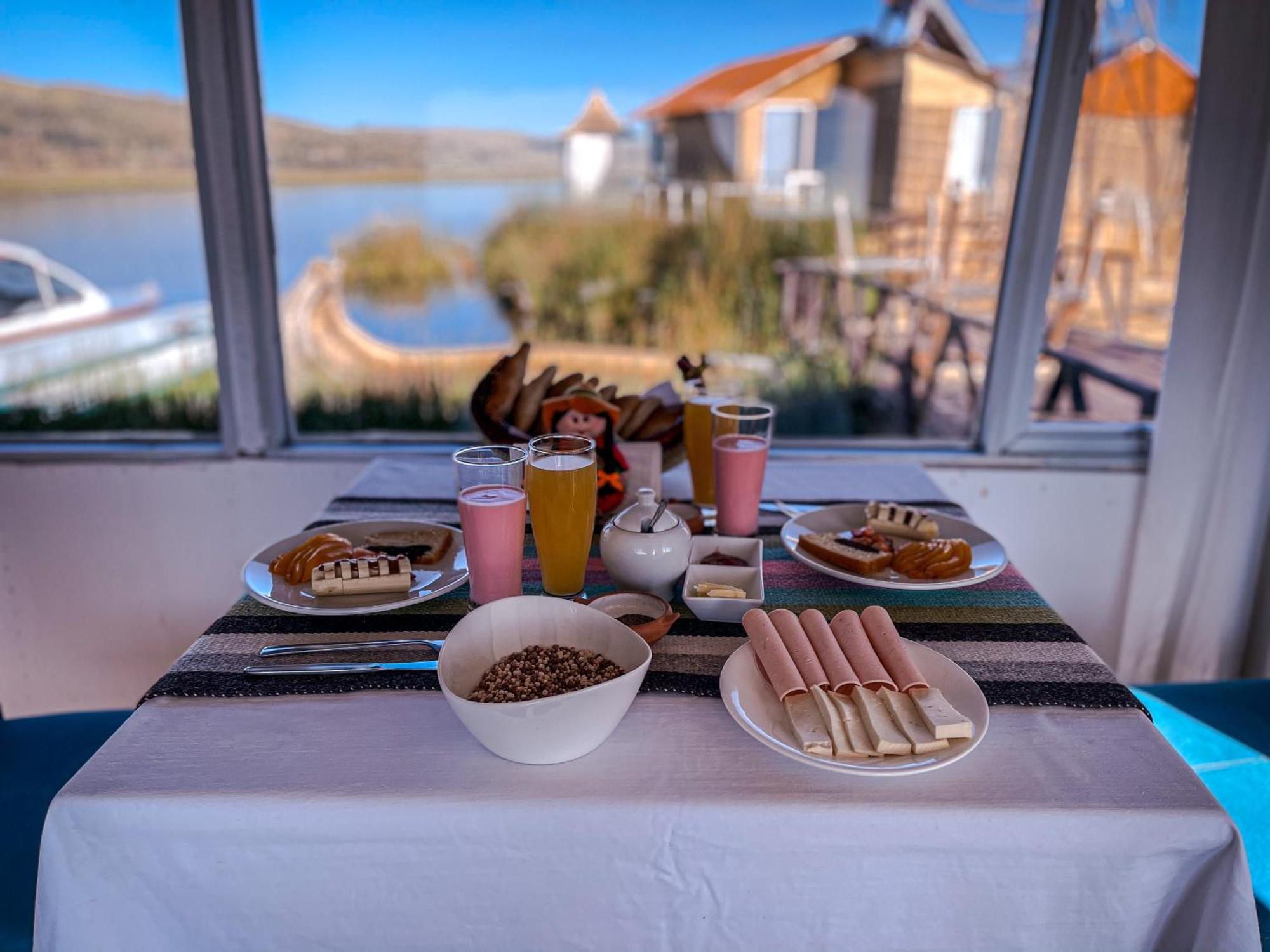 Uros Kay Pacha Lodge Пуно Екстер'єр фото