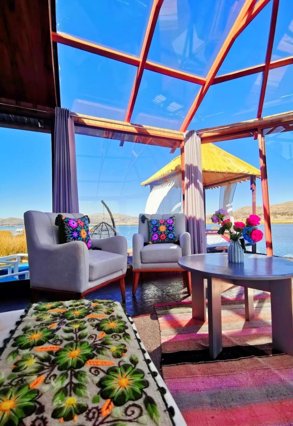 Uros Kay Pacha Lodge Пуно Номер фото
